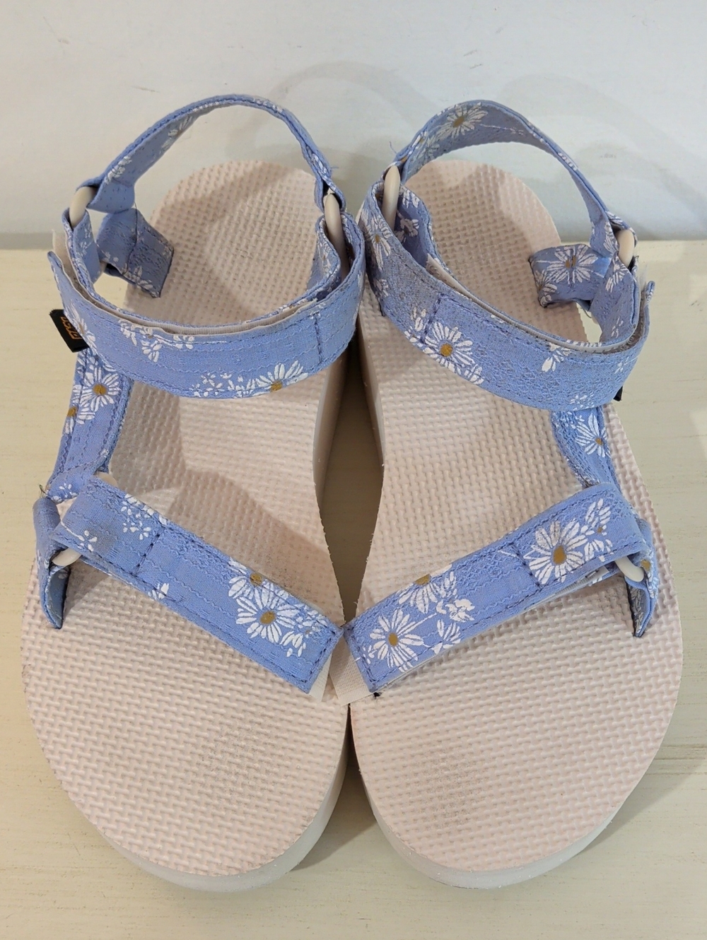 Teva Light Blue Daisy Strap Platform Sandals With Velcro Size 7